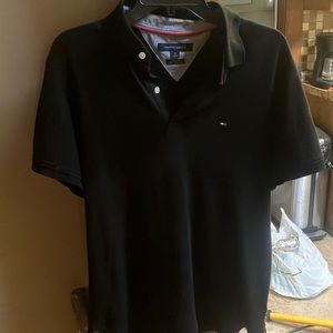 Tommy Hilfiger Polo shirt, Size Medium, Color black